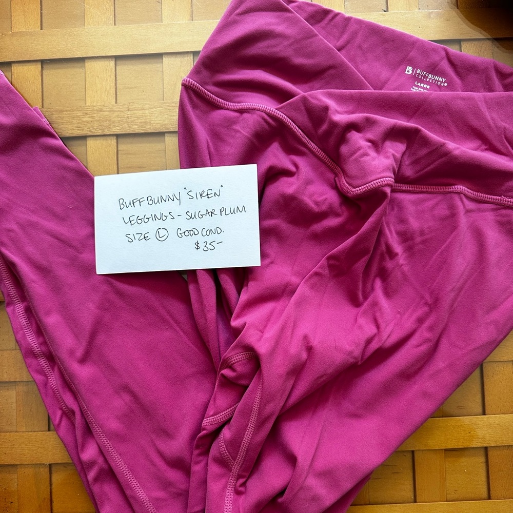 Buffbunny “siren” leggings in sugar plum